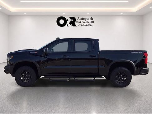 Used 2024 Chevrolet Silverado 1500 ZR2 w/ ZR2 Bison Edition AWD/4WD image 3