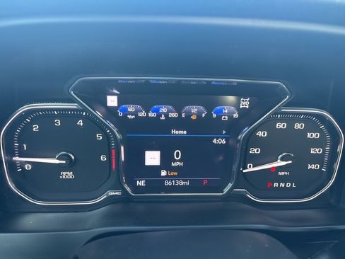 Used 2022 GMC Sierra 1500 AT4 w/ AT4 Premium Package image 13