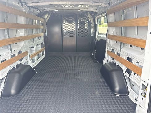 Used 2024 Ford Transit 250 Low Roof w/ Exterior Upgrade Package image 22