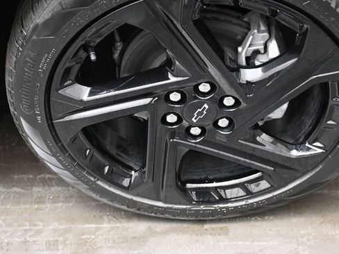 Used 2024 Chevrolet Equinox EV RS image 30