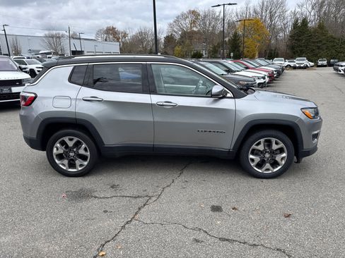 Used 2020 Jeep Compass Limited image 7
