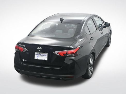 Used 2025 Nissan Versa SV FWD image 33