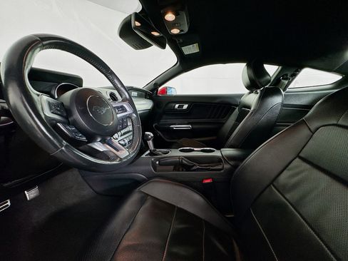 Used 2021 Ford Mustang Premium image 21