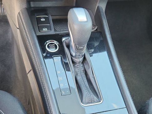Used 2023 Nissan Kicks SV FWD image 22