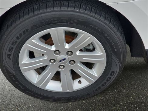 Used 2012 Ford Taurus SE image 32