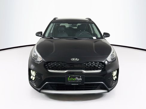 Used 2020 Kia Niro LX FWD image 2