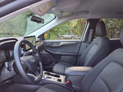 New 2025 Ford Escape Active image 7