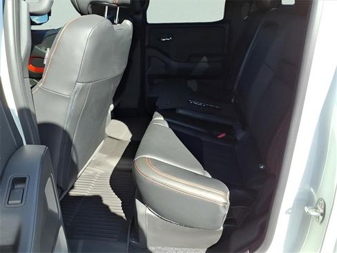Used 2024 Nissan Frontier PRO-4X w/ Pro Premium Package image 19