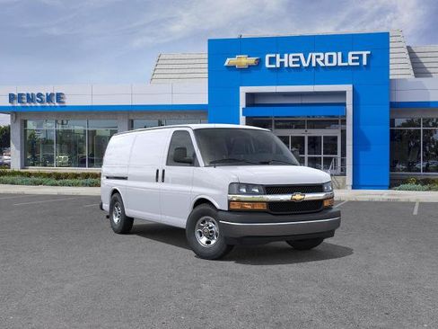 New 2026 Chevrolet Express 2500 w/ Driver Convenience Package RWD image 33