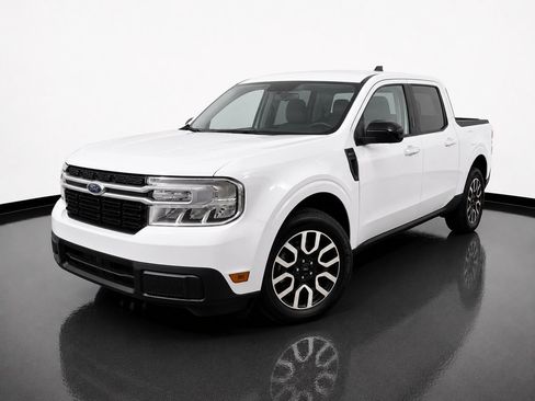 Used 2024 Ford Maverick Lariat AWD/4WD image 1