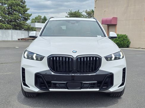 New 2026 BMW X5 xDrive40i w/ M Sport Package AWD/4WD image 38