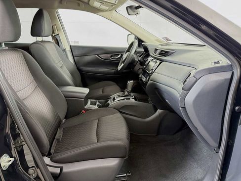 Used 2019 Nissan Rogue SV AWD/4WD image 23