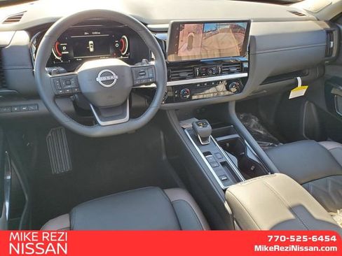 New 2026 Nissan Pathfinder Platinum w/ Cargo Package FWD image 7