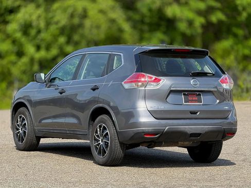 Used 2016 Nissan Rogue S AWD/4WD image 10