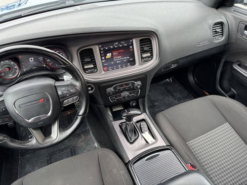Used 2023 Dodge Charger R/T w/ Harman/Kardon Audio Group RWD image 39