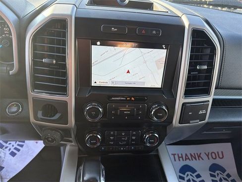 Used 2019 Ford F150 Lariat image 22