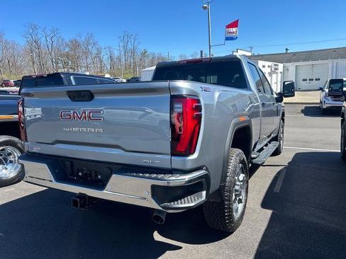 New 2026 GMC Sierra 3500 SLT w/ SLT Premium Package AWD/4WD image 4