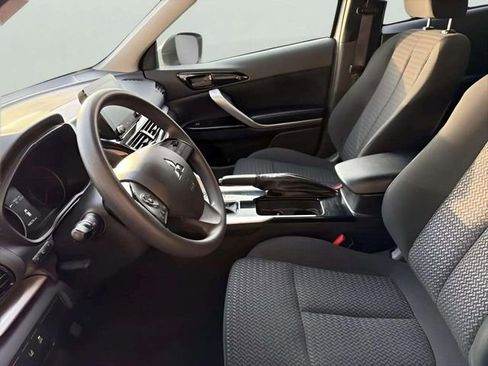 Used 2024 Mitsubishi Eclipse Cross LE image 7