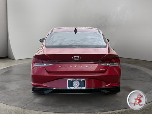 Used 2021 Hyundai Elantra Limited FWD image 6