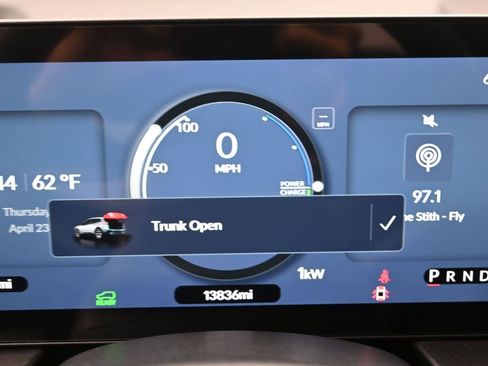 Used 2024 Honda Prologue EX image 13