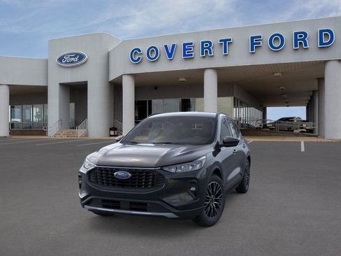 New 2025 Ford Escape SE w/ Class II Trailer Tow Package image 2