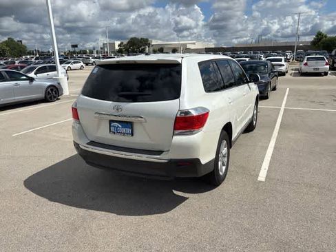 Used 2012 Toyota Highlander FWD image 5