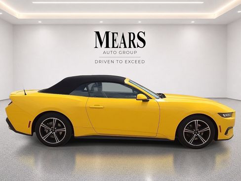 Used 2024 Ford Mustang Premium RWD image 6