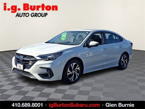Used 2025 Subaru Legacy Premium image 3