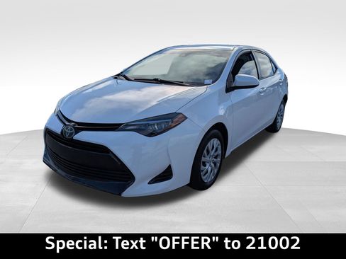 Used 2018 Toyota Corolla LE image 8