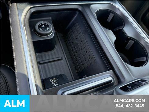 Used 2025 Ford Expedition Max Platinum AWD/4WD image 24