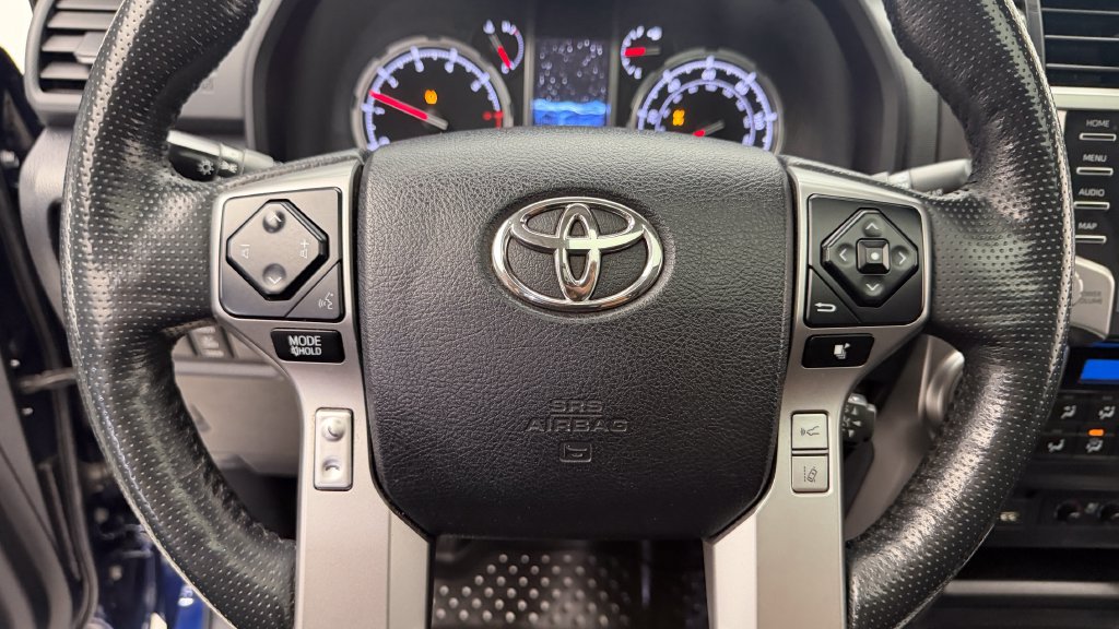 Used 2023 Toyota 4Runner Limited AWD/4WD image 21