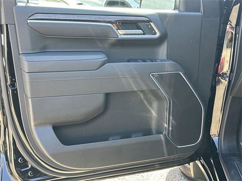 New 2026 GMC Sierra 1500 Elevation w/ LPO, Elevation Black Package image 19