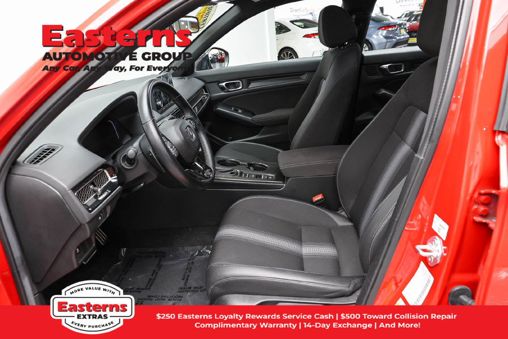 Used 2025 Honda Civic Sport image 15