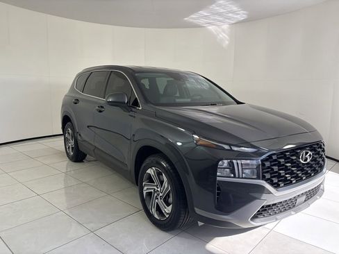 Used 2023 Hyundai Santa Fe SE image 7