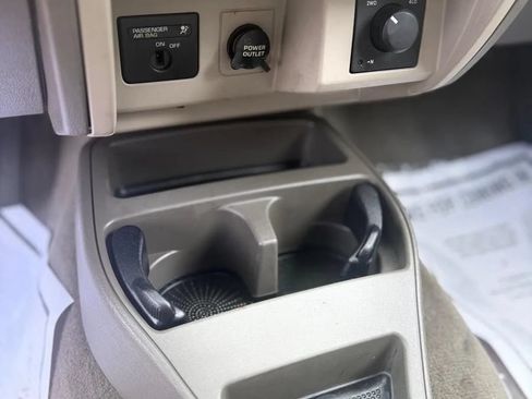 Used 2005 Dodge Dakota SLT AWD/4WD image 16