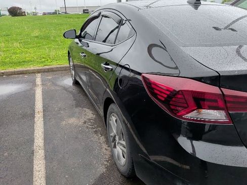 Used 2019 Hyundai Elantra SEL FWD image 4