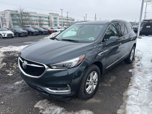 Used 2019 Buick Enclave Essence image 3