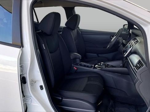 Used 2025 Nissan Leaf SV Plus FWD image 8