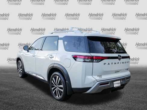 Used 2024 Nissan Pathfinder Platinum w/ Cargo Package image 8
