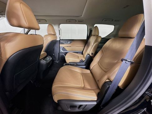 Certified 2026 INFINITI QX80 Luxe w/ Cargo Package RWD image 31