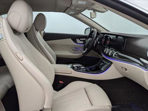 Used 2018 Mercedes-Benz E 400 E 400 image 17