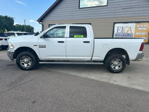 Used 2018 RAM 2500 Tradesman w/ Chrome Appearance Group AWD/4WD image 8