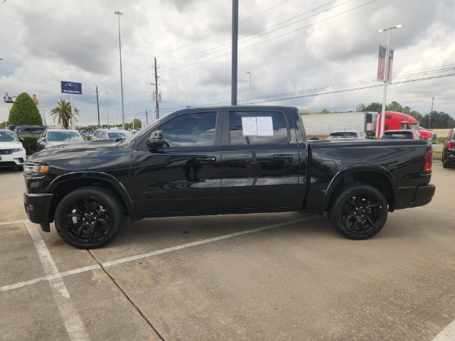Used 2025 RAM 1500 Laramie w/ Night Edition AWD/4WD image 4