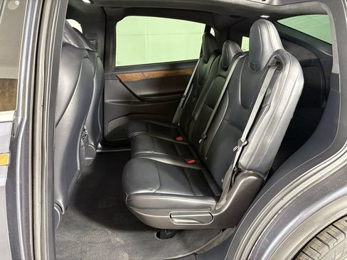 Used 2020 Tesla Model X Long Range AWD/4WD image 31