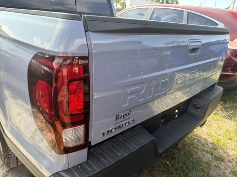 Used 2025 Honda Ridgeline RTL image 8