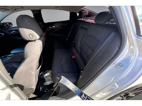 Used 2019 Chevrolet Malibu LT FWD image 21