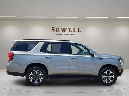 Used 2025 GMC Yukon AT4 w/ Premium Trailering Package AWD/4WD image 6