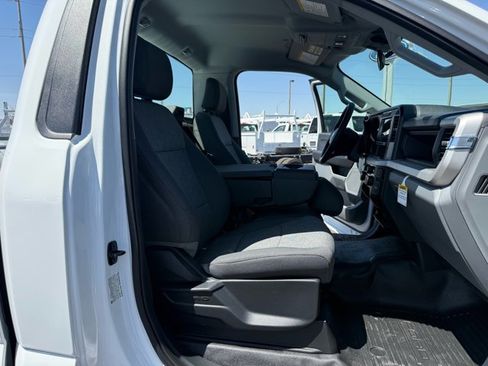 New 2026 Ford F250 XL w/ XL Chrome Package AWD/4WD image 12