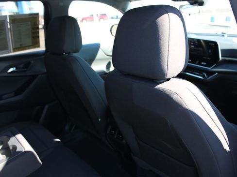 Used 2026 Chevrolet Equinox LT image 27