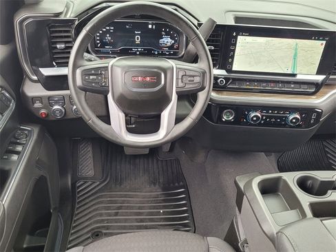 Used 2023 GMC Sierra 1500 Elevation image 7